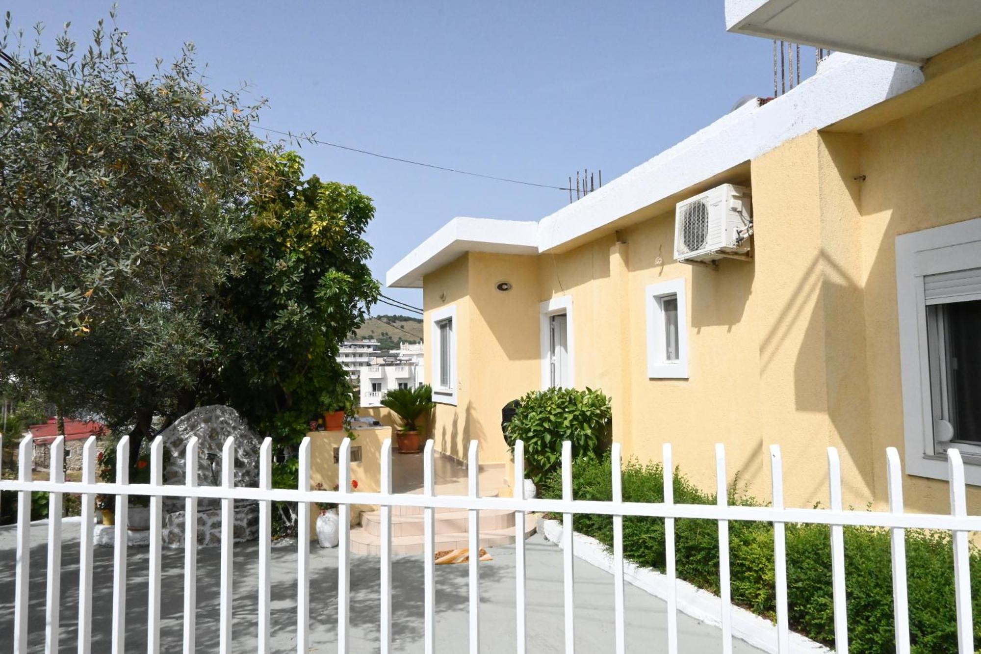 Vila Bilbil Ksamil Buitenkant foto