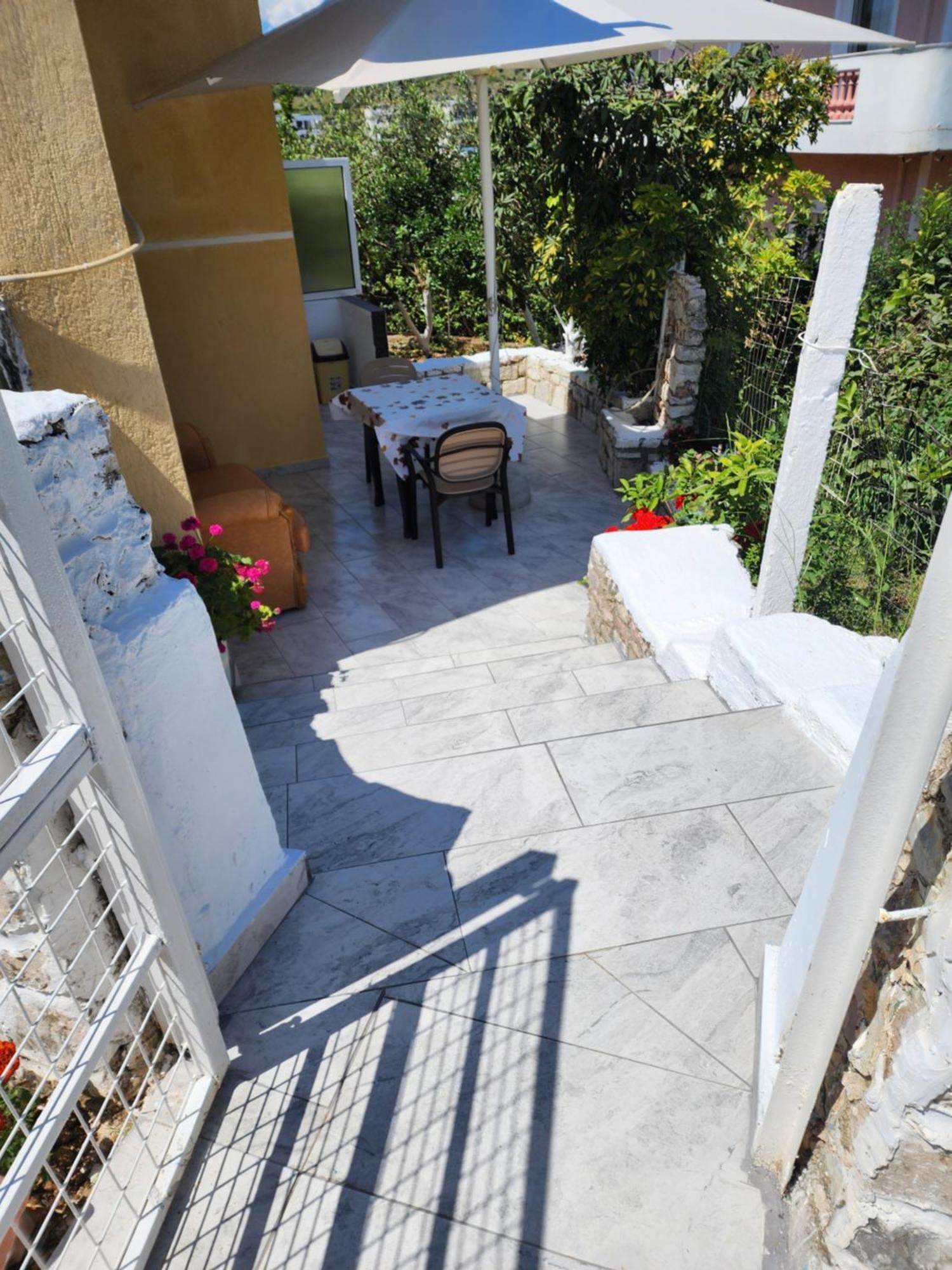 Vila Bilbil Ksamil Buitenkant foto